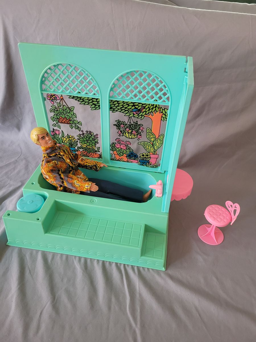 Vintage 1975 Barbie Beauty Bath