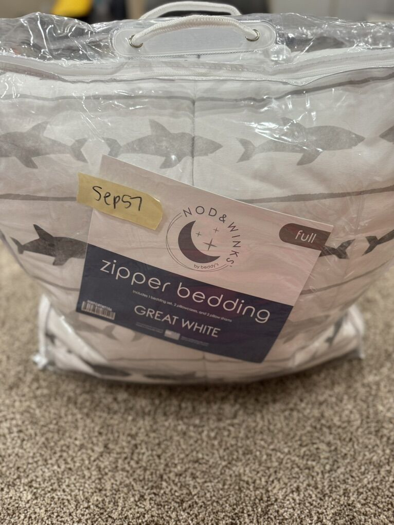 Beddys FULL Great White Nod Winks