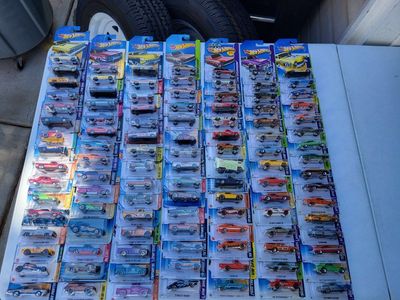 Collectable* Hot Wheels lot of 98*
2004 to 2021**