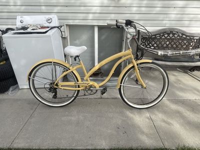 firmstrong women’s cruiser bike