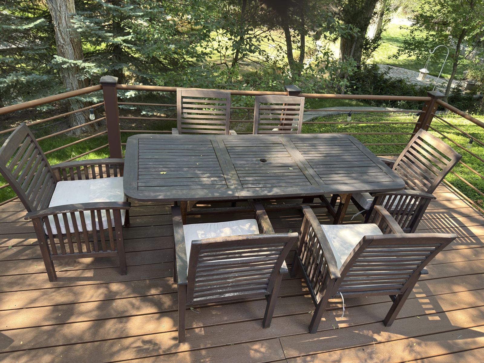 Outdoor Acacia Wood Dining Set with 6 Chairs and Extendable Table - Used Patio Furniture