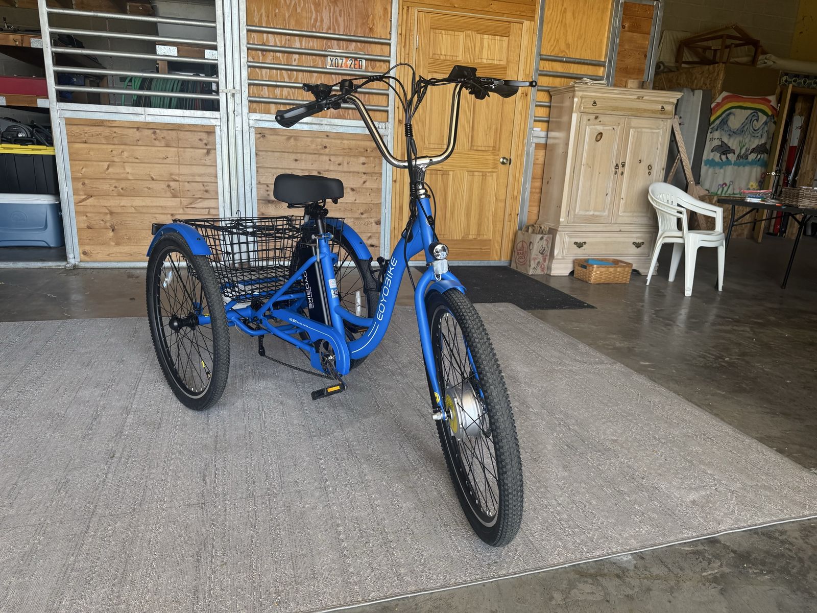 NEW Eoyobike MOONCOOL 24"/26" Adult 7-Speed 700W Electric Step-Through Trike with Basket