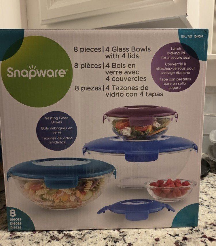 Snapware 8 piece glass bowl set