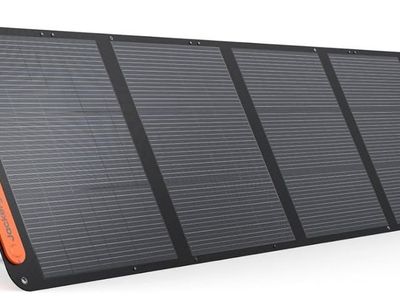*PRICE IS FIRM* New Jackery SolarSaga 200W Portable Solar Panel,IP68 Foldable Bifacial Solar