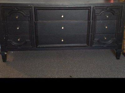 Refurbished Black Dresser with 9 Drawers - Vintage Style, Solid Wood