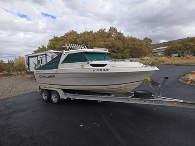 2000 CAMPION 622 Hardtop cudy. Made in Canada northwest style boat .Reverse chine hull for ruff water . BOAT WHEELS ALL ALUMINUM