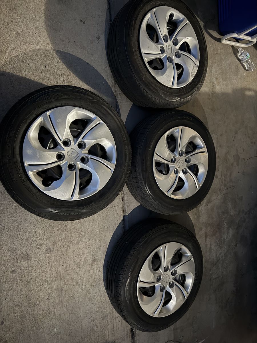 Honda Civic Wheels and tires 195 65 15 5x114.3