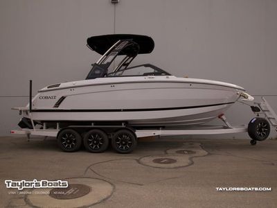 2026 Cobalt R6 SURF Boats