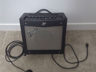 Fender Mustang 1 V1