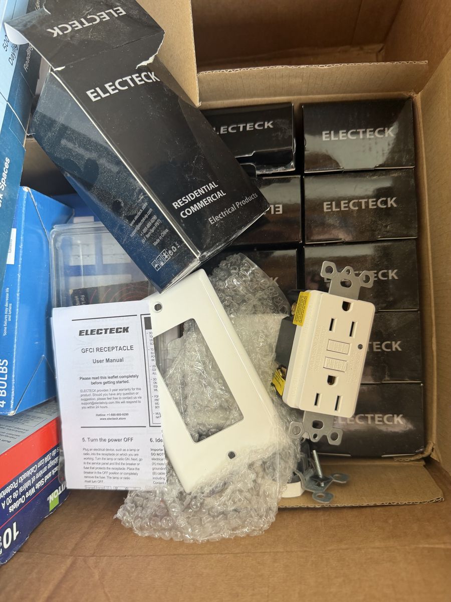 9 new Electeck GFCI Receptacle Outlet, Residential/Commercial, White, 15-20A, New in Box (Bulk Lot)