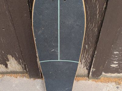 Aptive Skateboard