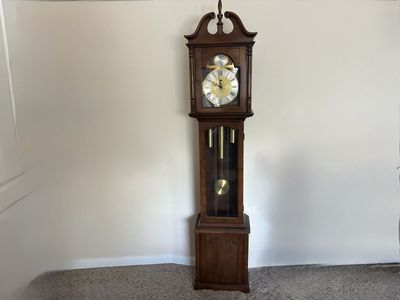 Vintage Ridgeway Grandmother Clock
