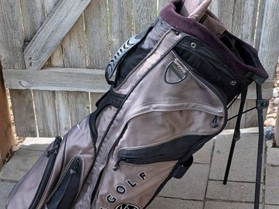 Nike Stand Up Golf Bag