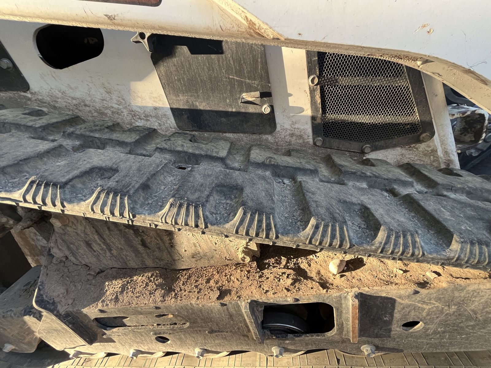 Main image 6
