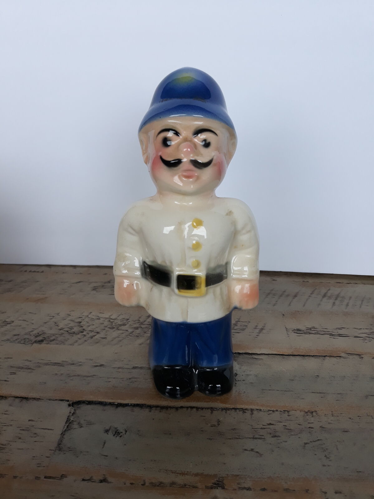 Rare vintage "Bobby" policeman ceramic doorstop