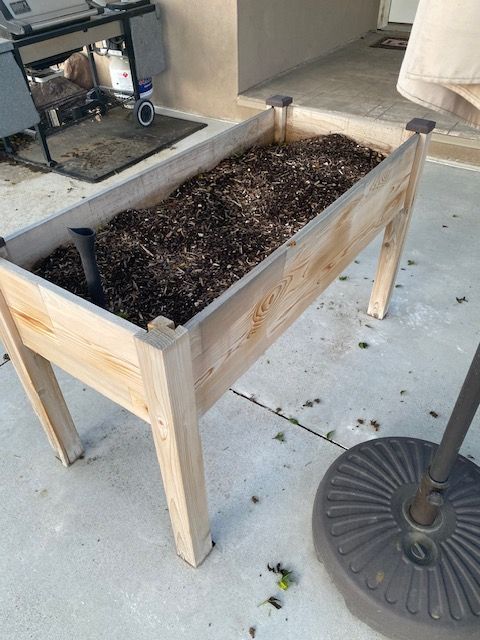 Elevated Garden Planter Box