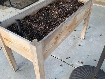 Elevated Garden Planter Box