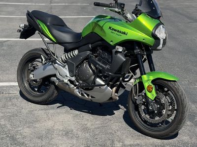 CLEAN Kawaski Versys 650 Efi