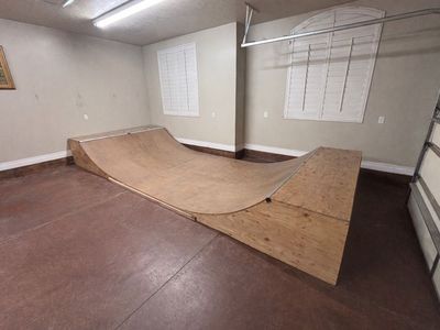 Skate Ramp