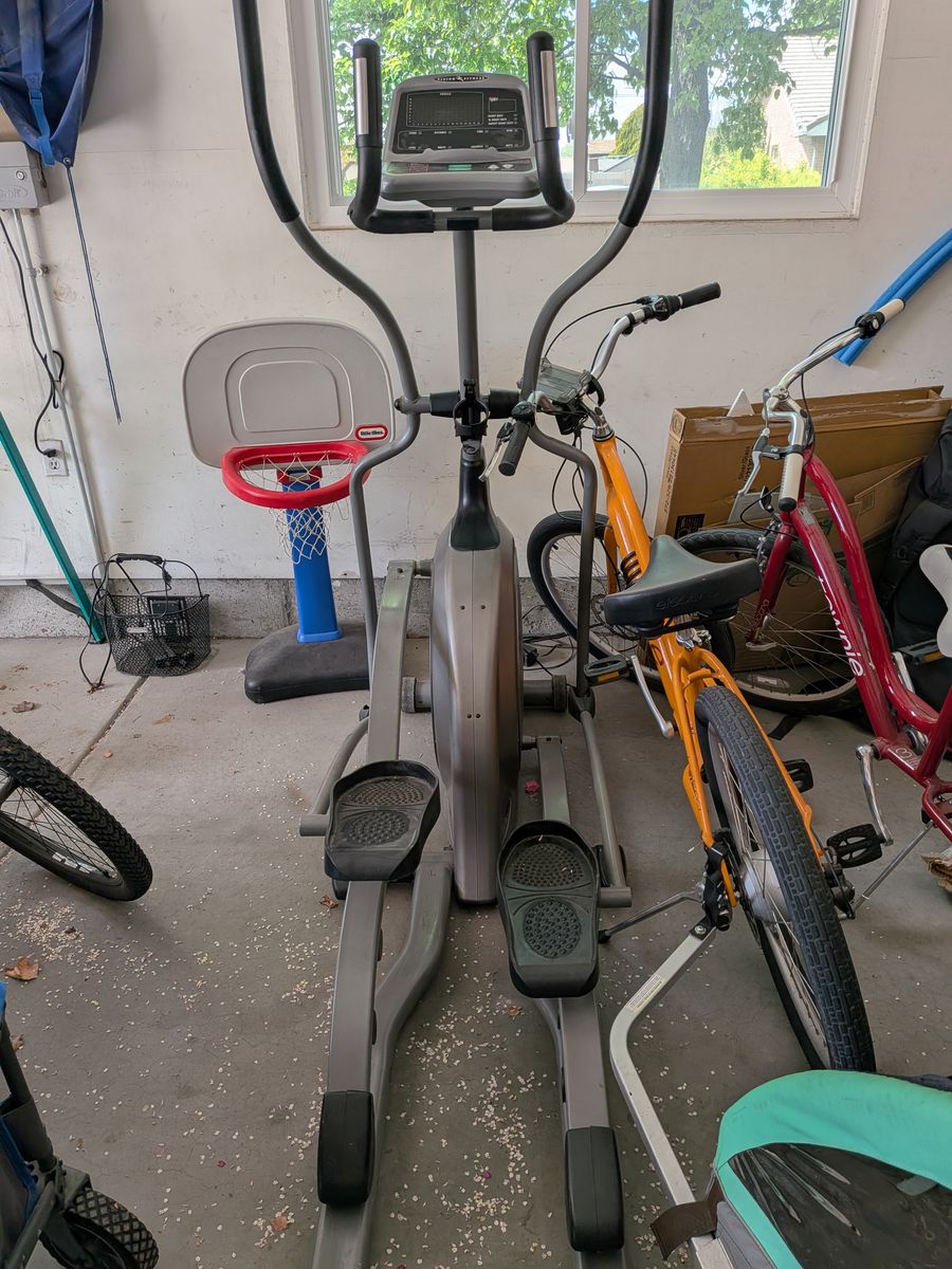 Elliptical machine