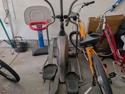 Elliptical machine