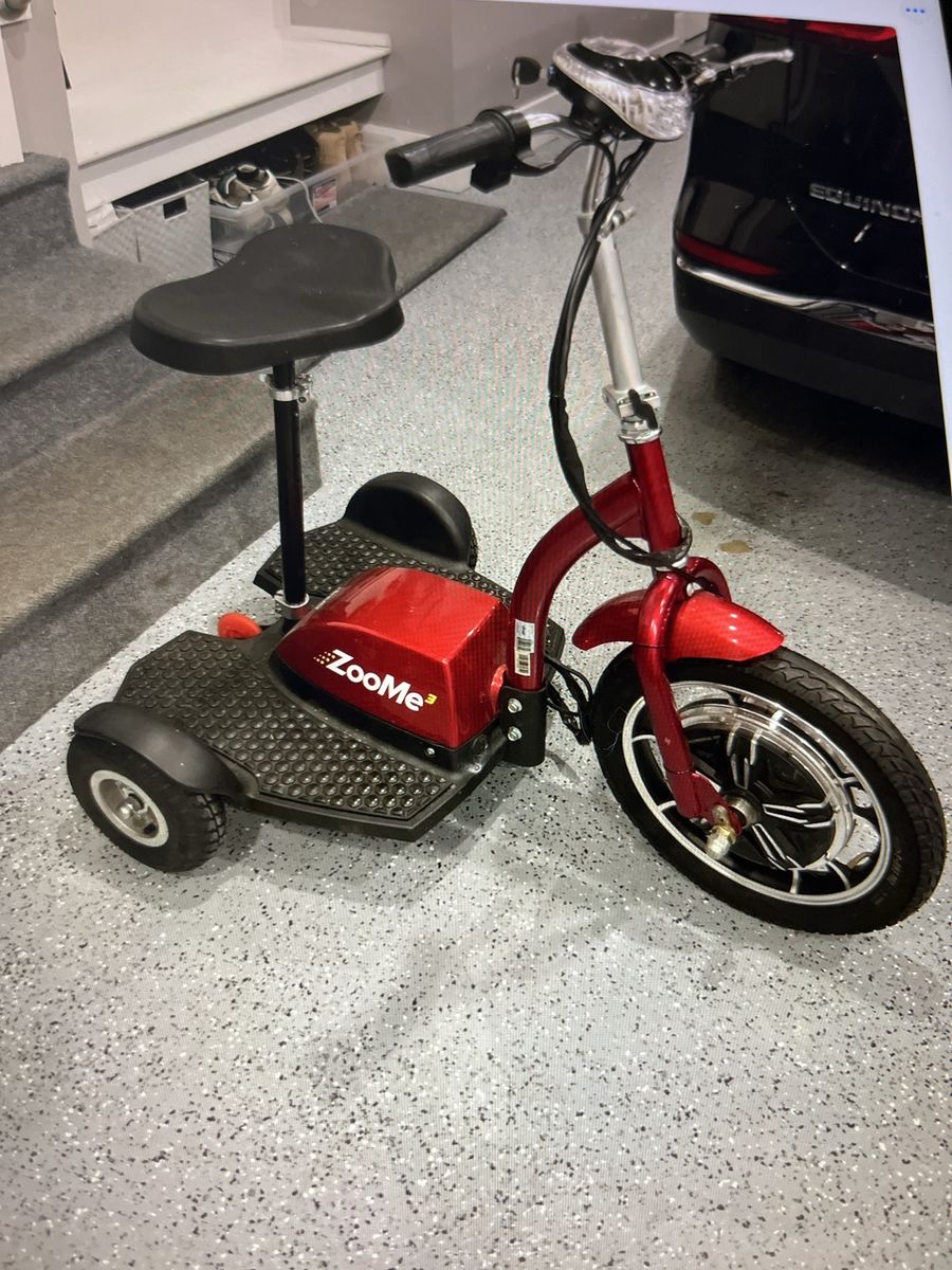 Drive Medical ZoomMe 3-Wheel Electric Mobility Scooter
