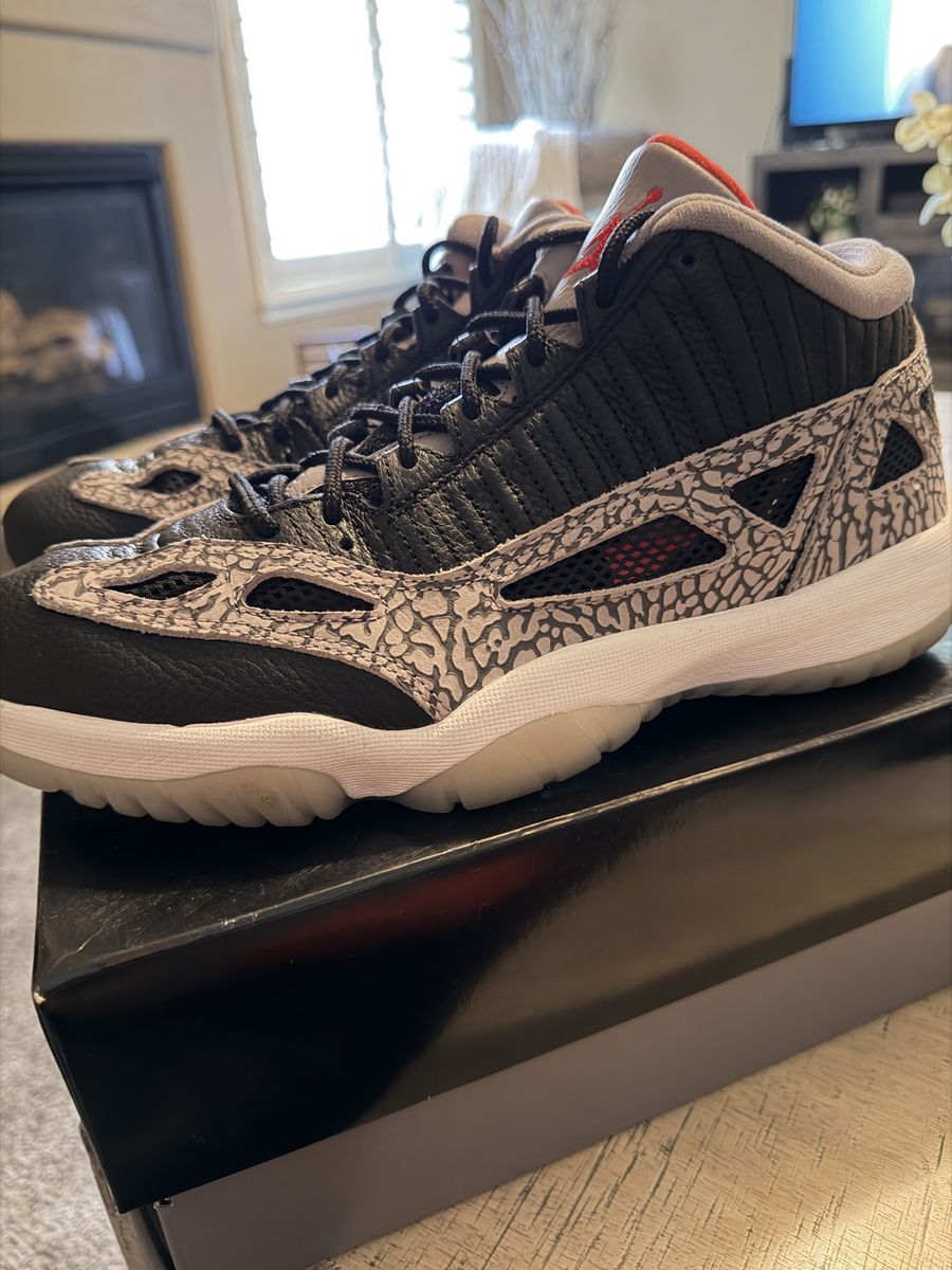 Jordan 11 Retro Low IE Black Cement (2020) Size 10