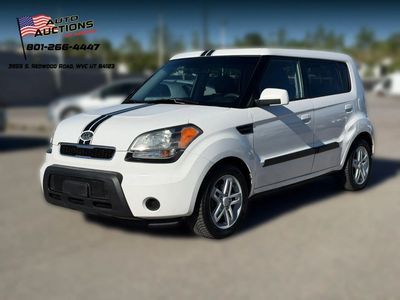 2010 Kia Soul +