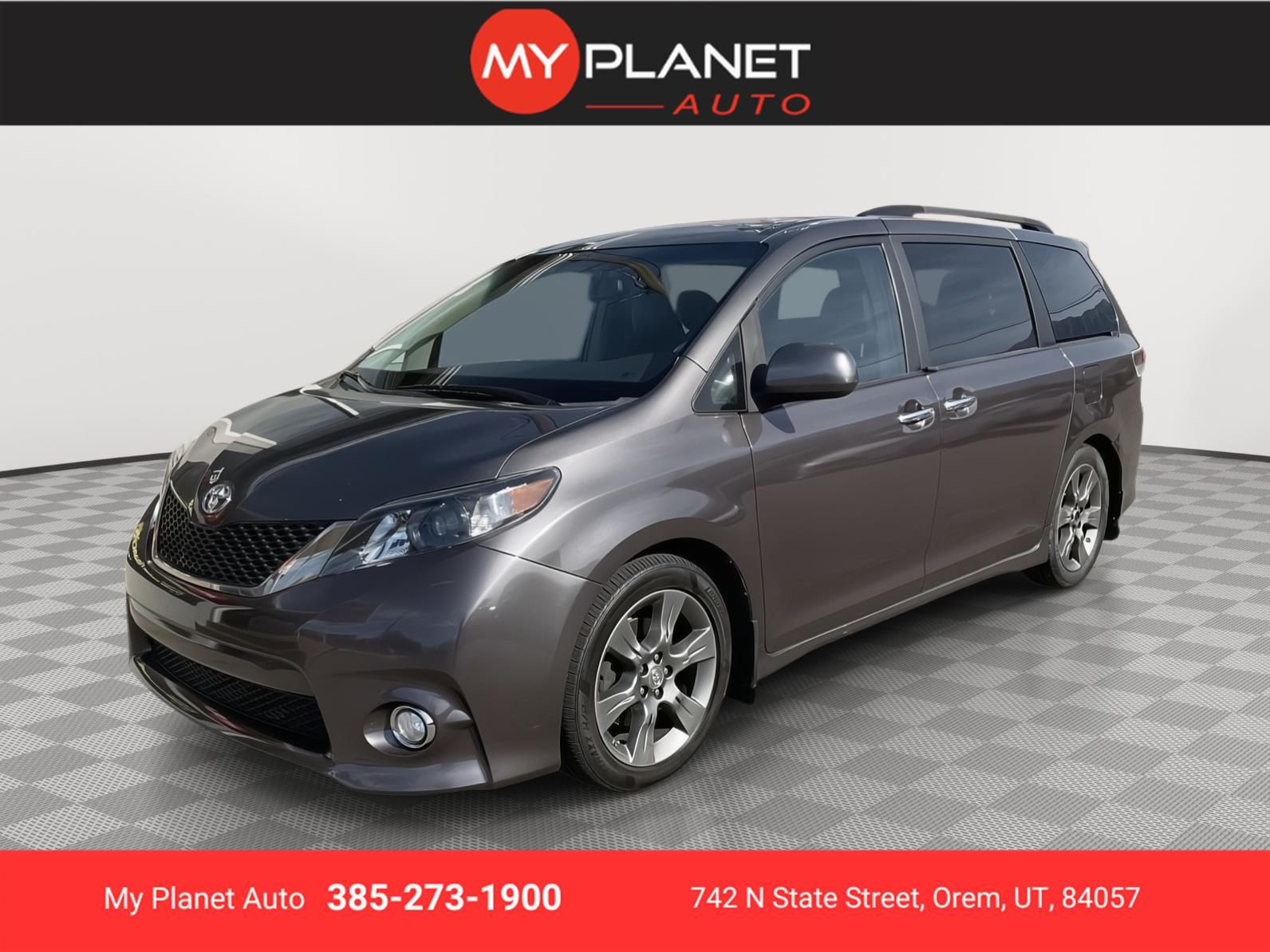 2014 Toyota Sienna SE 8-Passenger
