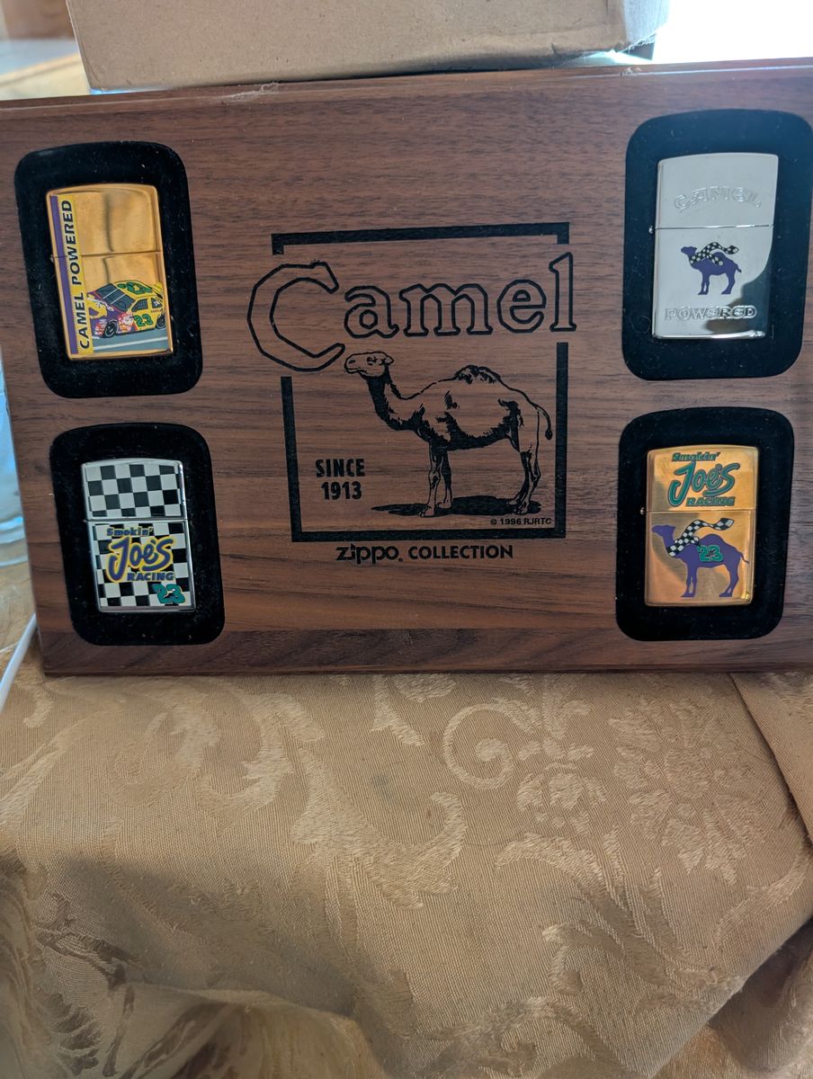 Vintage 1996 Camel Zippo Collection 4-Piece Lighter Set in Wooden Display Box