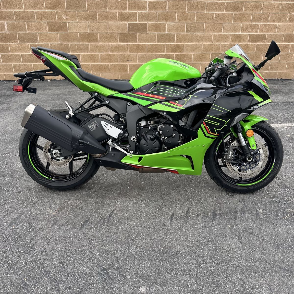 2024 Kawasaki Ninja ZX6R - LOW MILES - Super Sport - ZX-6R