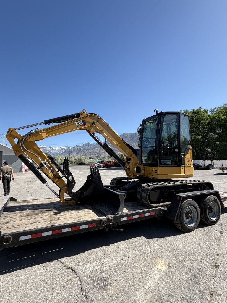 2026 Cat 305 for Rent. 5 Ton / 50 Class Mini Excavator. Angle Blade and Grabber/Thumb