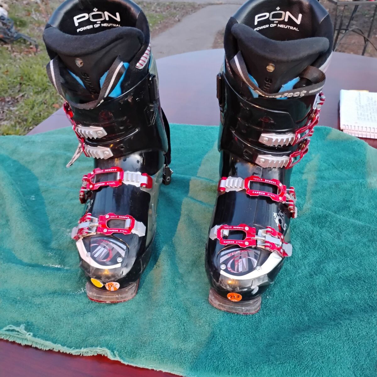 Men's Tecnica Dragon 100 Ski Boots Size 28.5