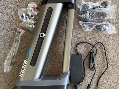 Wahoo Kickr Climb-defective