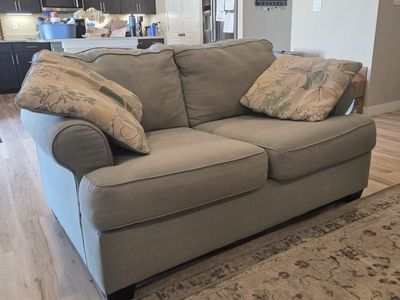 Love Seat, sofa
