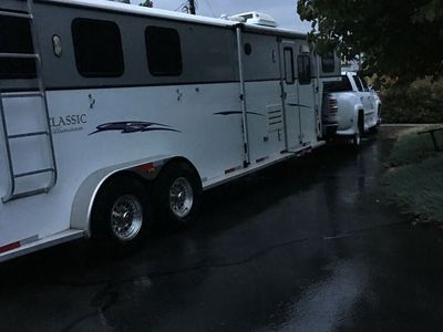 3 horse living quarters horse trailer