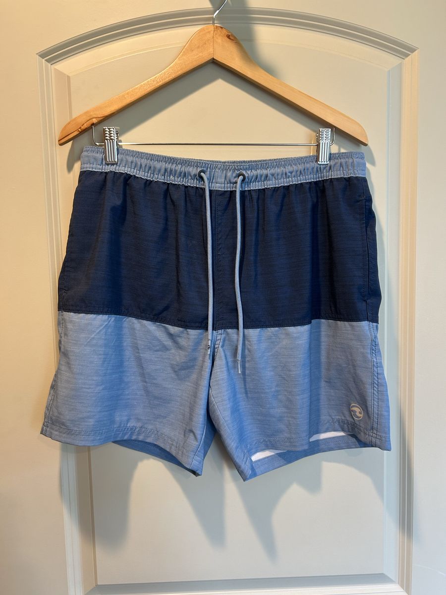 Men's Ocean Current Dark & Light Blue Color Block Swim Trunks, Size medium, Elastic Waist, Drawstring, 6" Inseam, Pockets