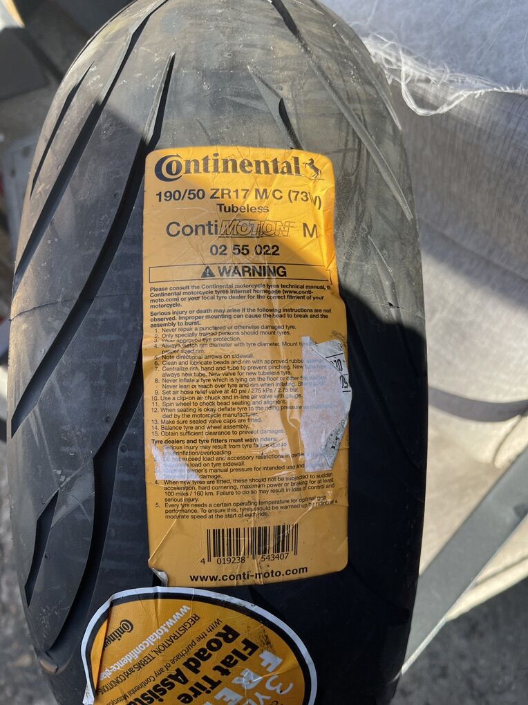 190/50/17 NEW CONTINENTAL REAR TIRE