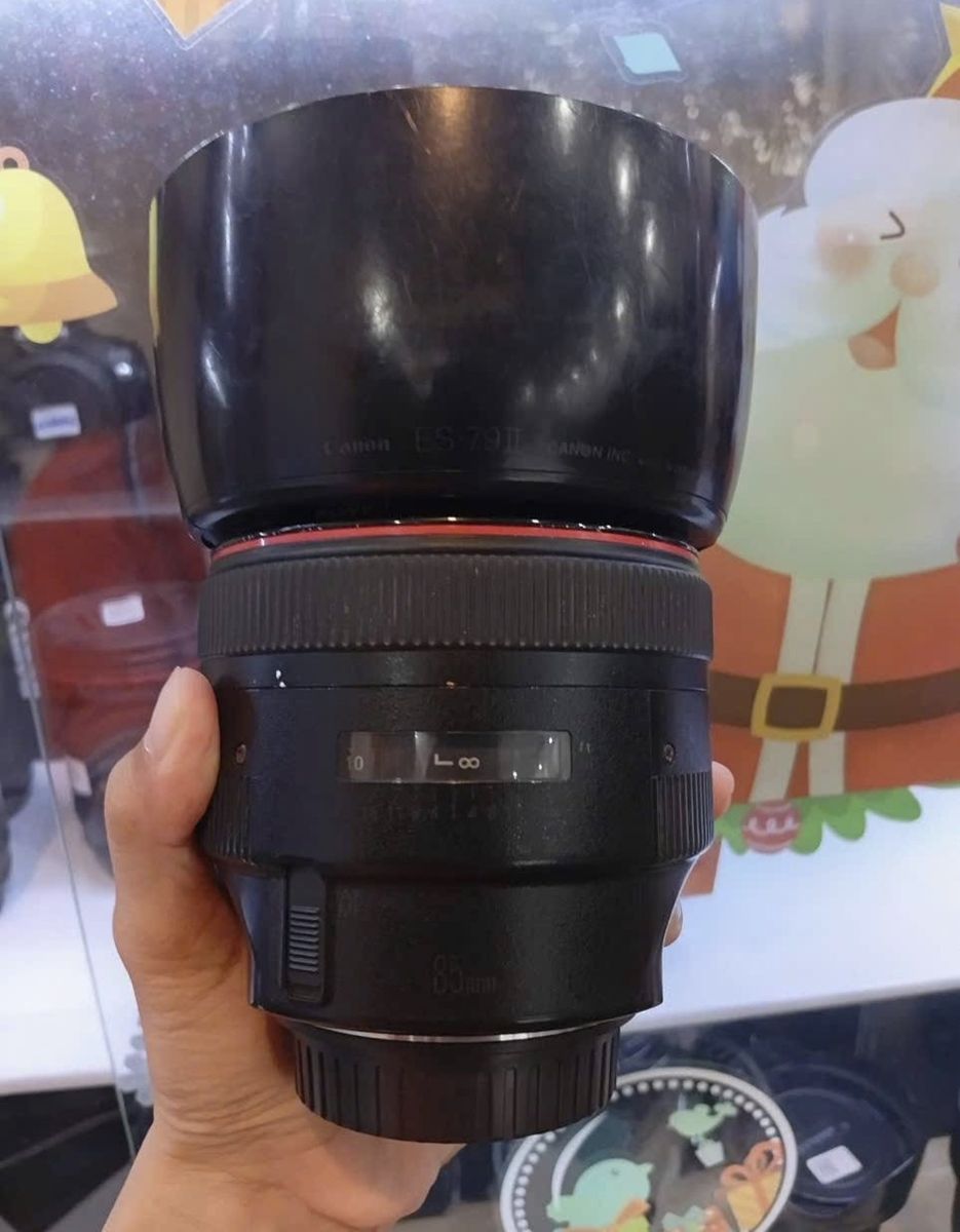 Canon 5D iii, EF 85mm f1.2L mark 1 , 24-70mm 2.8 lens