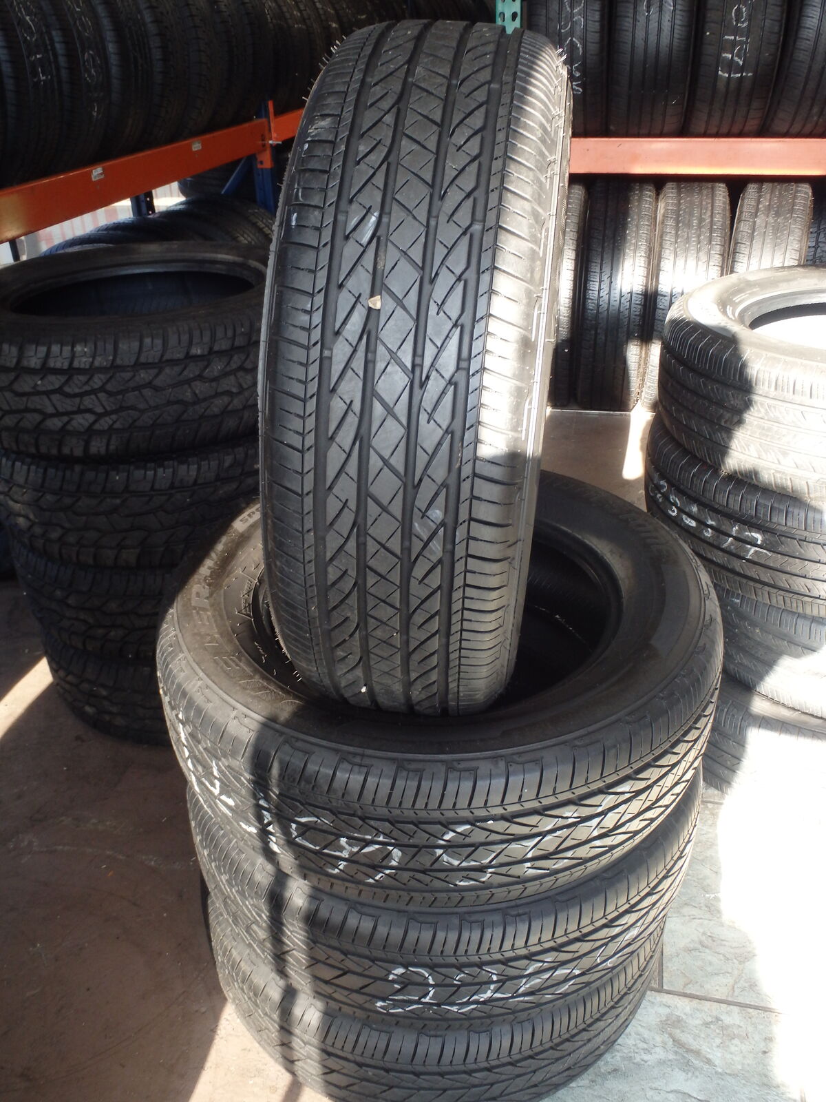 225/65R17 BRIDGESTONE DUELER H/P SET OF USED TIRES