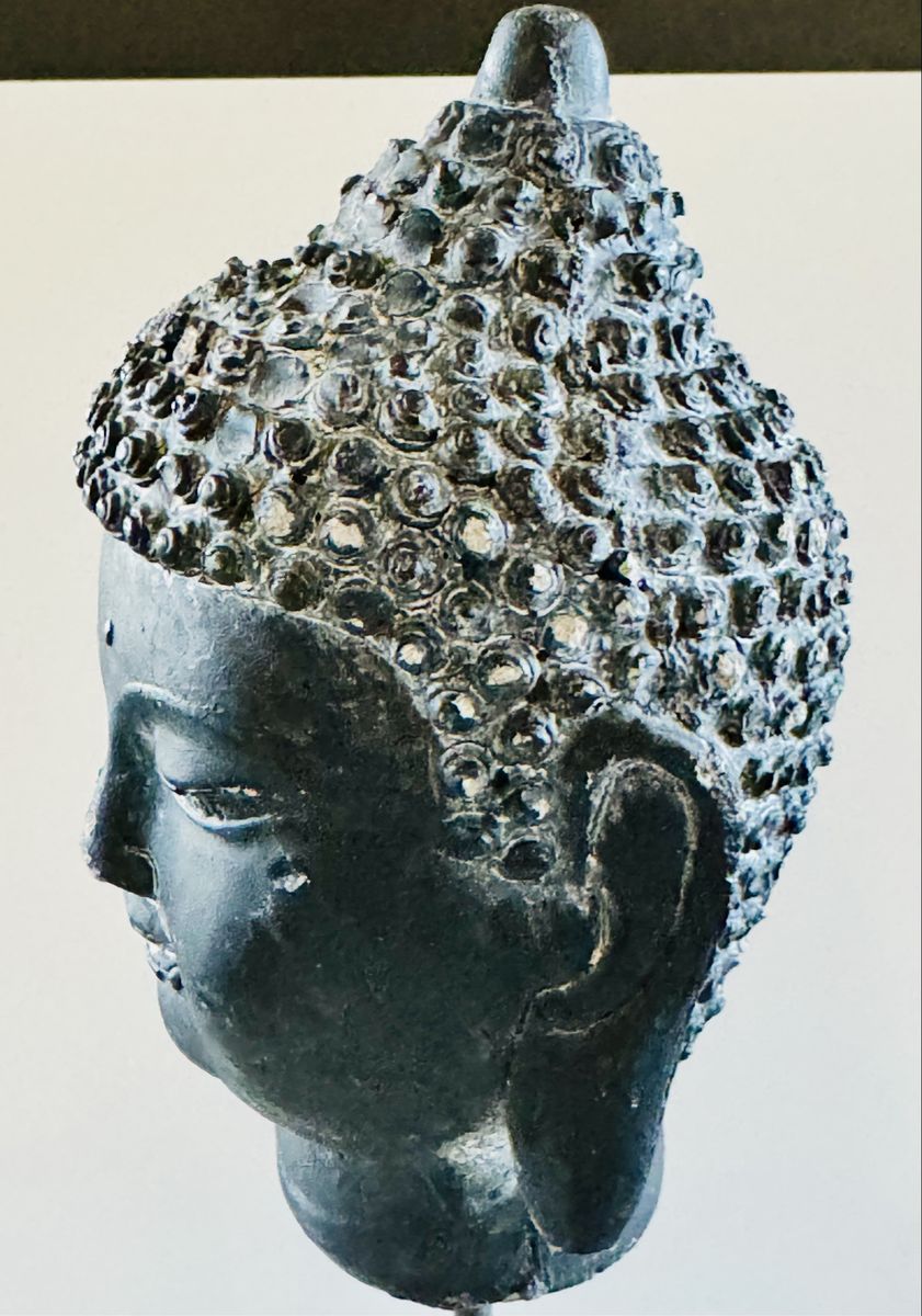 Main image 3