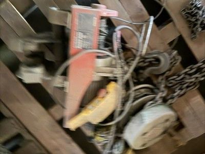 Electric Winch with 2-Ton Chain Hoist