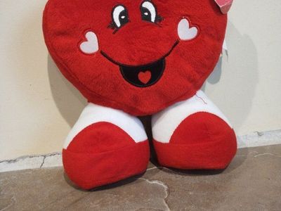 10" Plush Heart