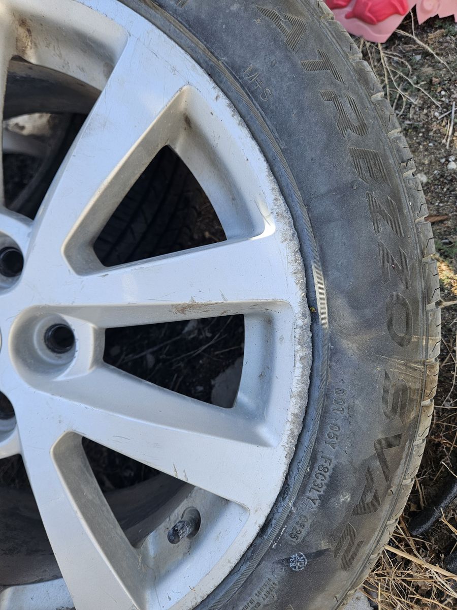 Full set Tires w/rims 235/50R18 Chevy rim 5lug