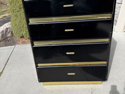 FREE 5 Drawer dresser FCFS