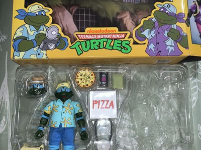 Neca vacation Leonardo