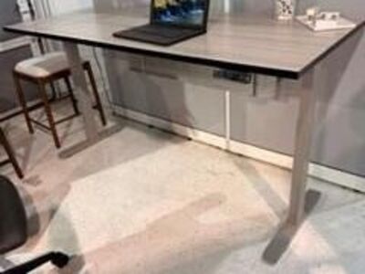 Height Adjustable Desk