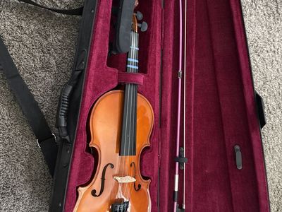 Mendini 1/2 size violin