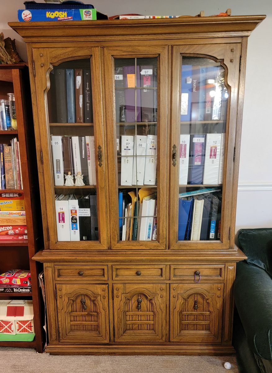 Solid Tiger Oak Nook