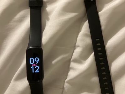 Fitbit inspire 3. Very lightly used.